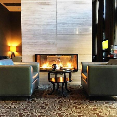 L'Hermitage Hotel Ванкувер Екстер'єр фото